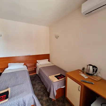 Penzion алми Almi 4*