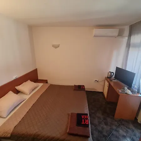 алми Almi 4*