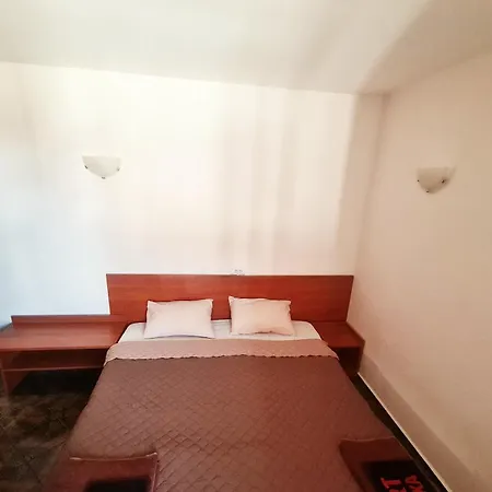 Maison d'hôtes алми Almi