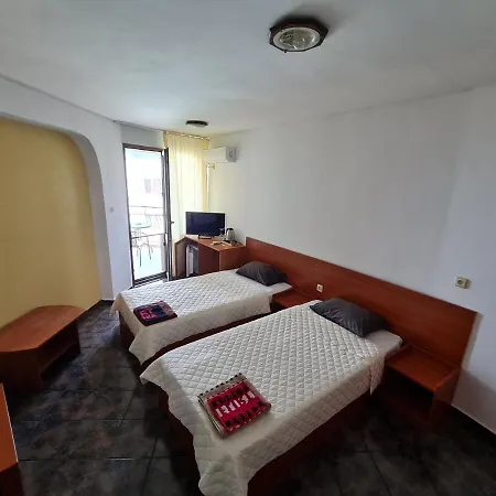 алми Almi Pensionat 4*
