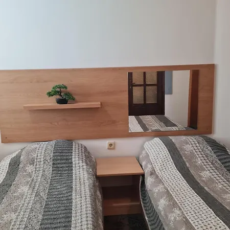 Pensionat алми Almi 4*