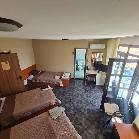 Guest house алми Almi 4*