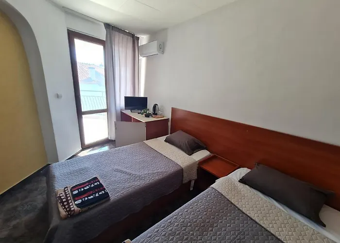 Penzion алми Almi 4*